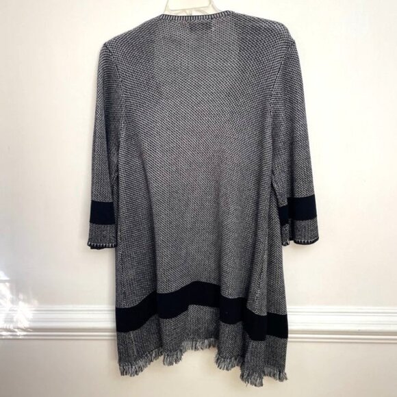 Jones Studio Cardigan Sz 1X Black & White Knit Open Front Fringe Hem - Picture 2 of 5